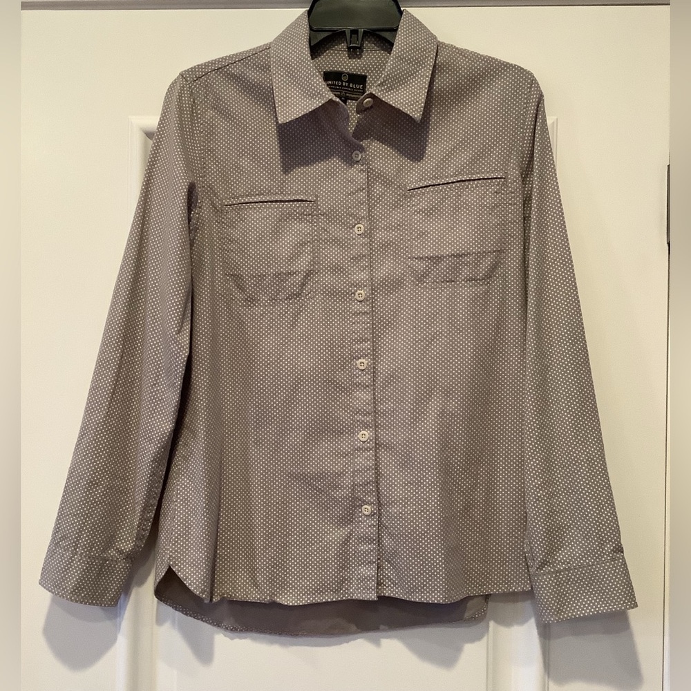 United by Blue Organic Cotton Button Down Shirt Size Medium Long Sleeves